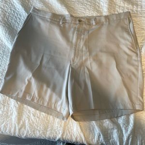 Haggar Cool 18 Pro Golf Shorts